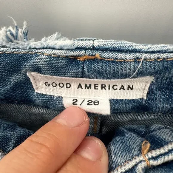 GOOD AMERICAN NWT 90's Icon Bermuda Denim Jean Raw Hem Short in Indigo073 // 2 - Picture 5 of 10